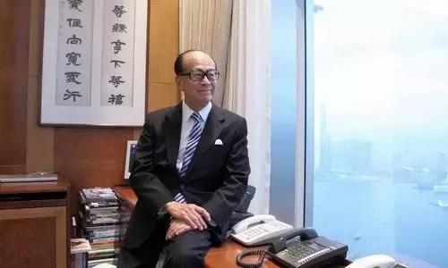 商界大佬的辦公室：看看哪個更牛逼 ，＊后一個才是真牛！